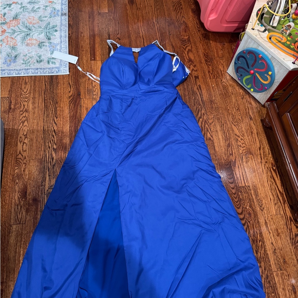 Elegant Blue Evening Gown